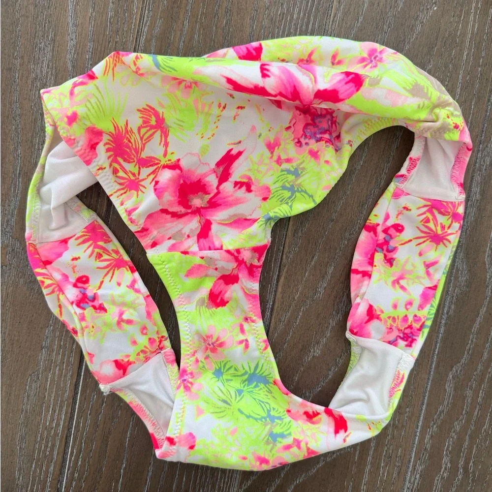 Victoria's Secret Floral Bikini Size Medium - Picture 6 of 6
